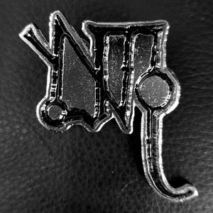 MALHKEBRE "M" METAL BADGE PIN